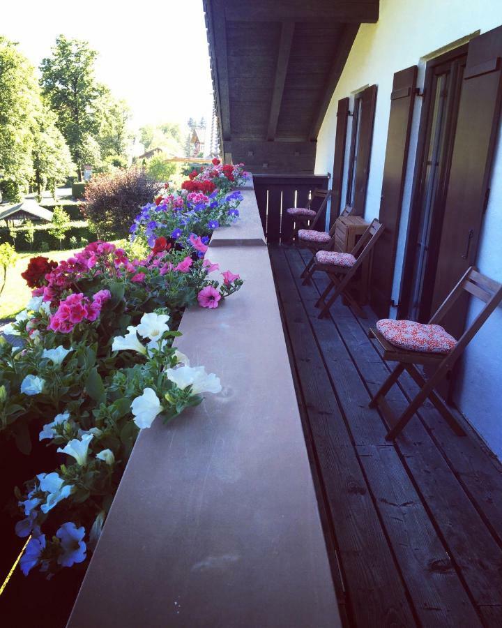 Berg Blick Jugendherberge Mit Privatzimmer Kochel am See Exterior foto